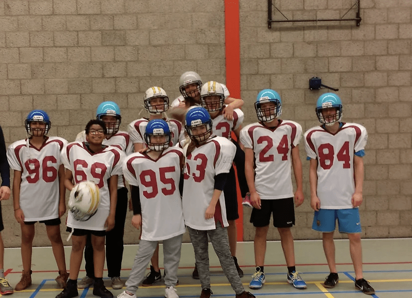 Gridiron for schools, suited for inside locations as well